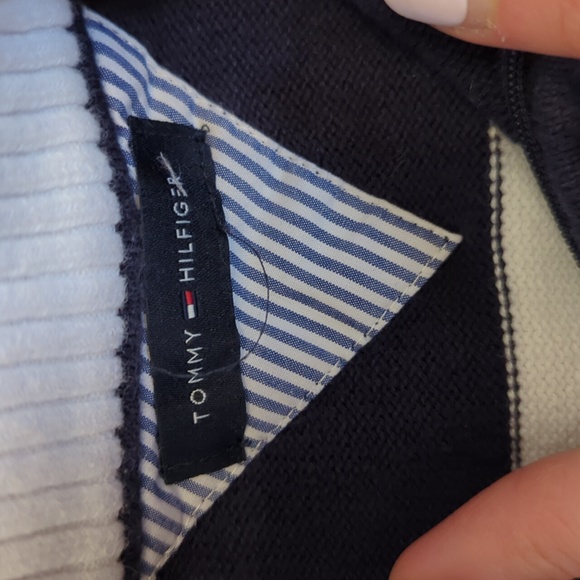 Two Tommy infant sweaters - Picture 4 of 7